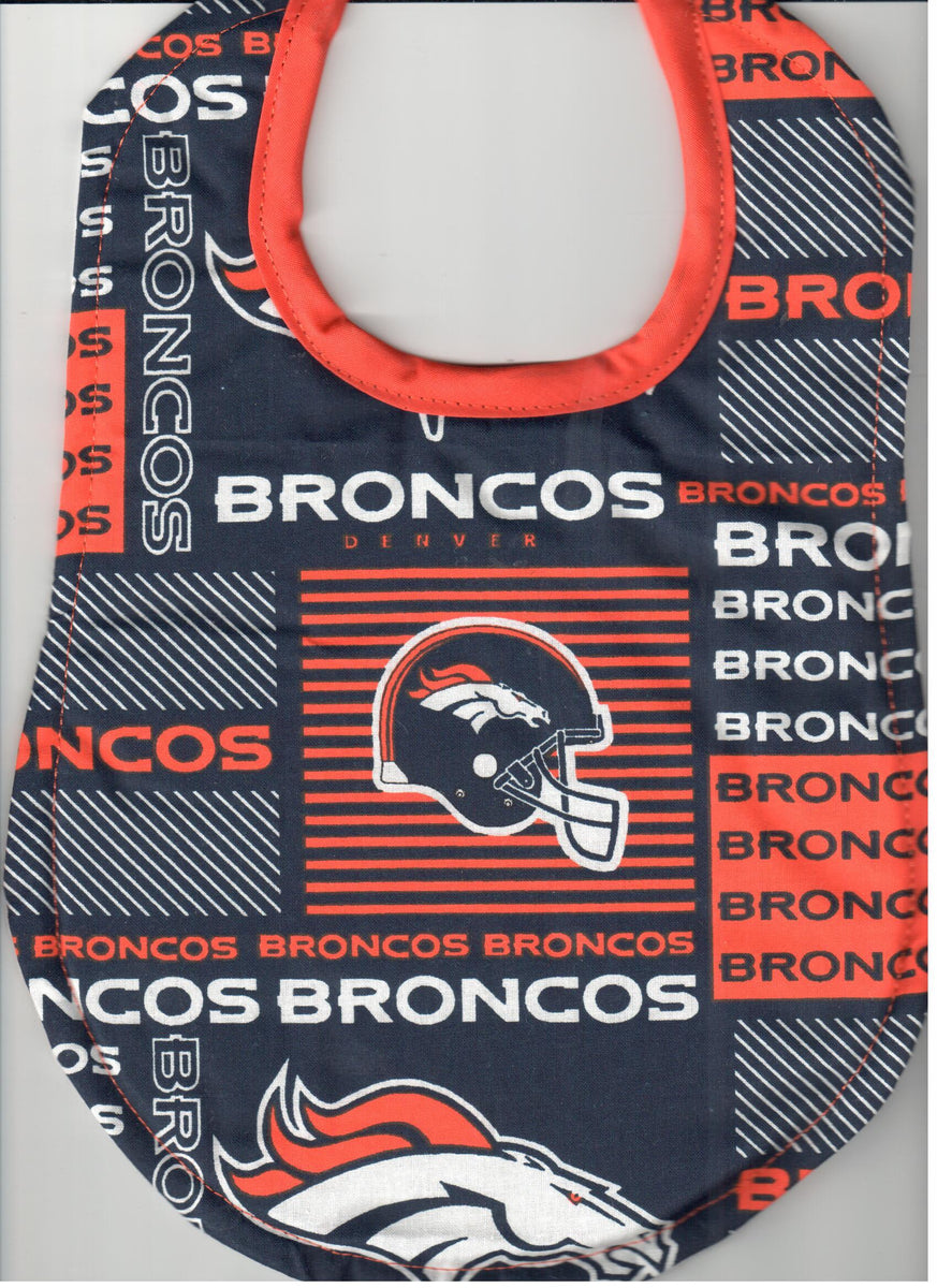 Football House Divided Baby Bibs made with NFL fabric-Handmade –  HappinessHomemade