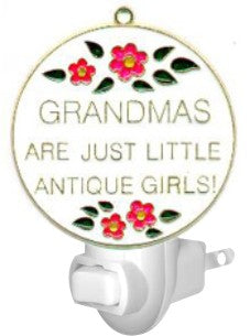 Grandma's are antique little girls / Rotating: